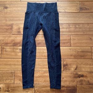 VS Pink Yoga Leggings